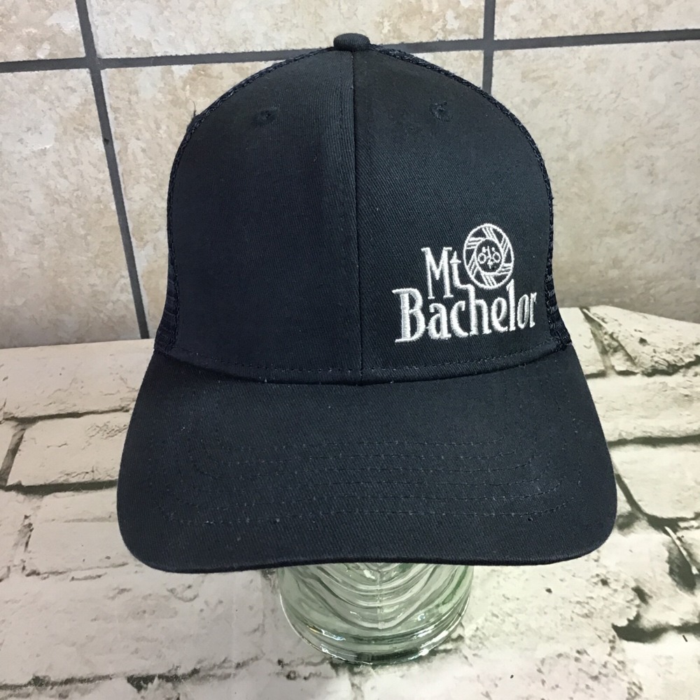 Mt Bachelor Hat Mens Snapback Trucker Style Ball Cap STAFF Mesh Back‎ Adjustable